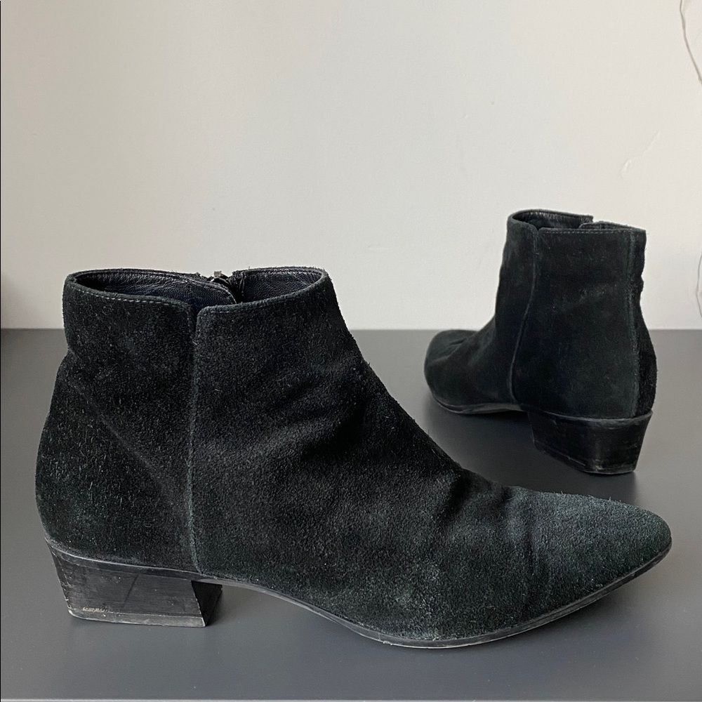 Aquatalia Black Suede Zippered Ankle Boots Sz 8 Classic Feminine Urban Boho Chic